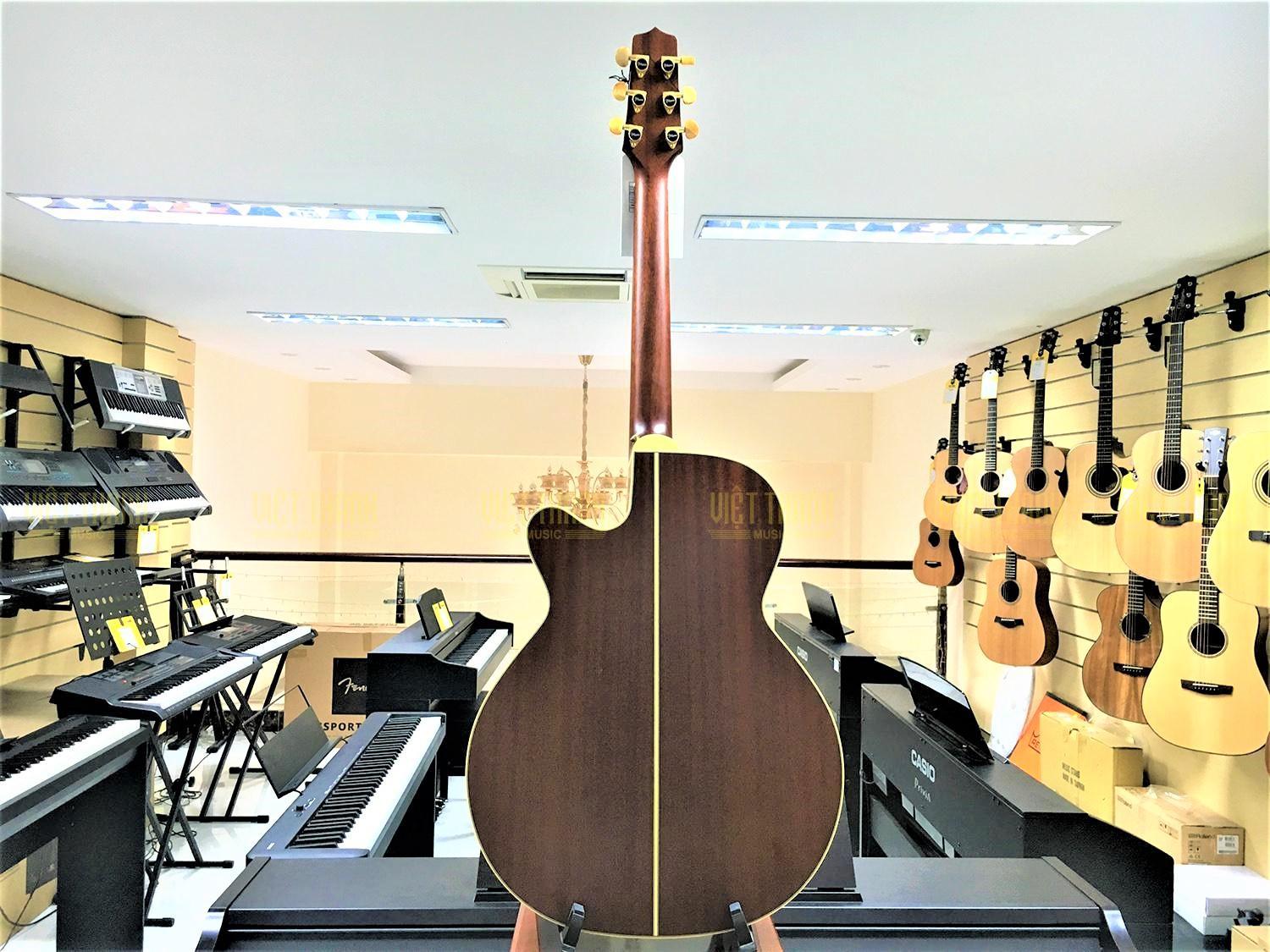 ÄÃ n guitar Takamine P3NC - 4