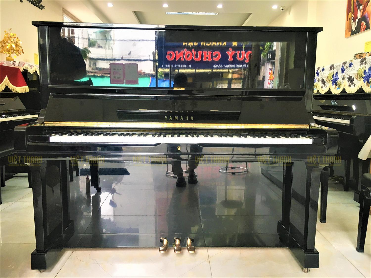 Yamaha U3H