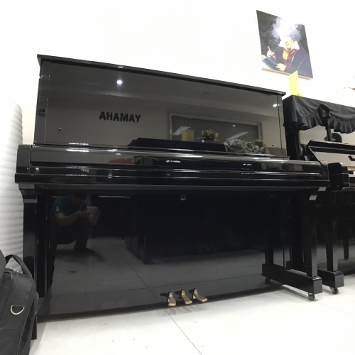 Yamaha U30BL