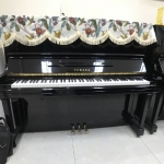 Yamaha U30BL